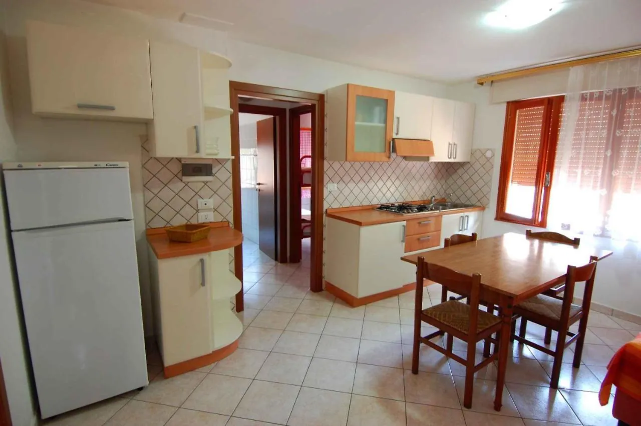 Apartments In Rosolina Mare 24864 Rosapineta